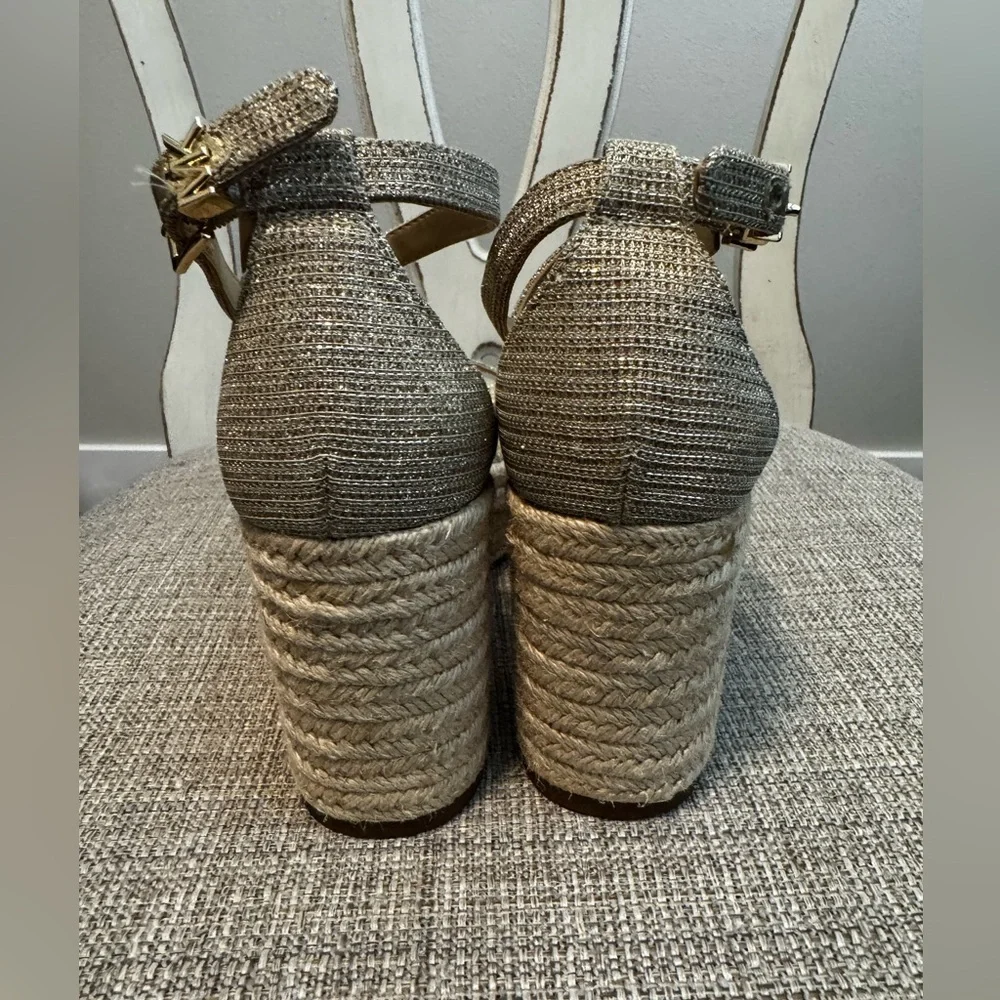 Michael Kors Serena Espadrilles Wedge Size 7.5M